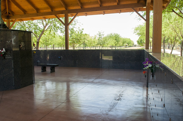 Perimeter Niche Walls